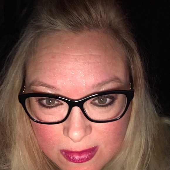 Meet your Posher, Kelley - Picture 6 of 7